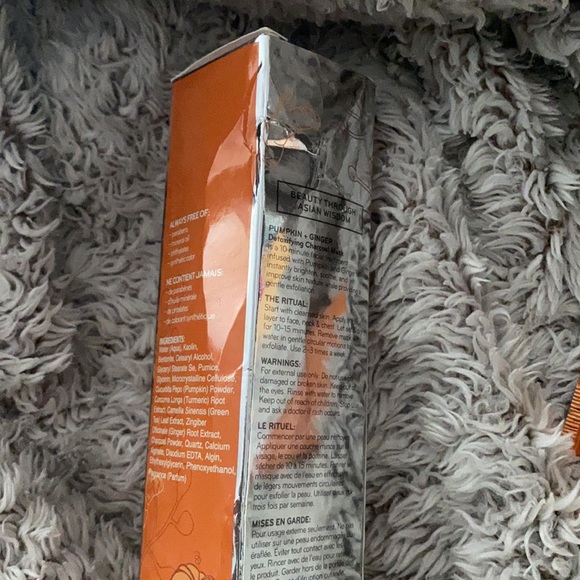 Pūrlisse Pumpkin+Ginger Detoxifying Charcoal Mask - Picture 4 of 5